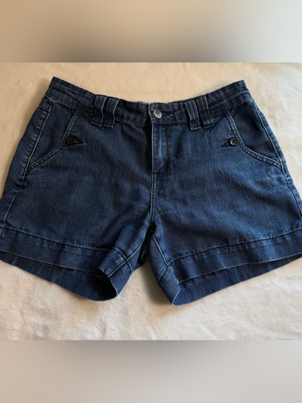 Signature Levi’s Dark Blue Cuffed Denim Shorts